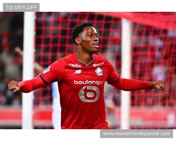 乔纳森·戴维 vs 拉卡泽特:技术型前锋的战术角色与数据表现对比 乔纳森·戴维 vs 拉卡泽特:技术型前锋的战术角色与数据表现对比